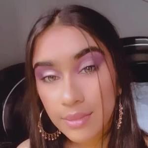 Meet your Posher, Abiha